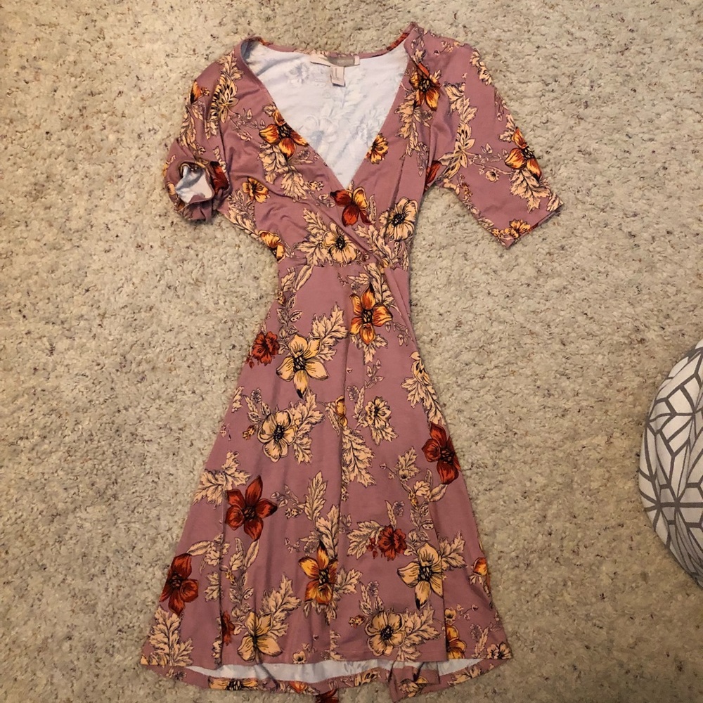 Medium forever 21 wrap dress